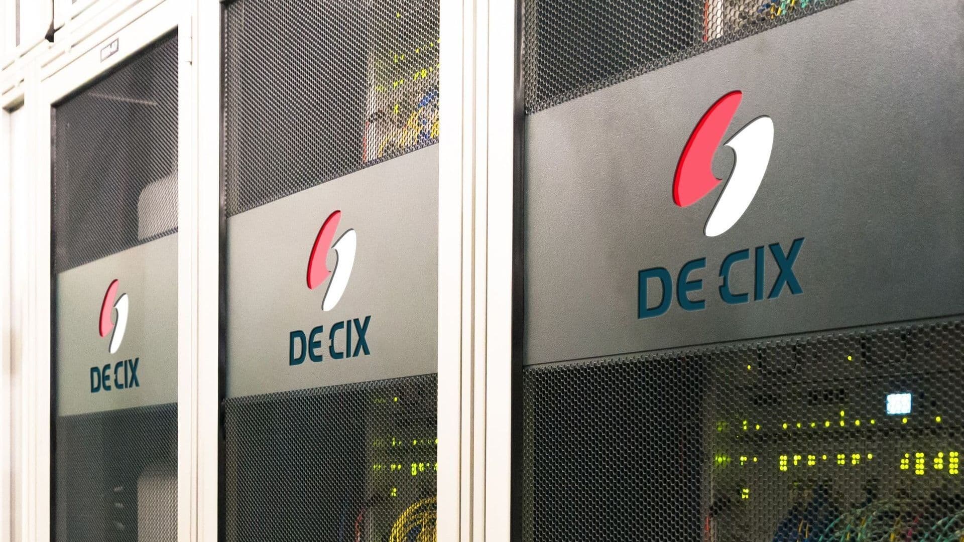 Таджиктелеком подключился к крупнейшей европейской платформе обмена интернет-трафиком DE-CIX